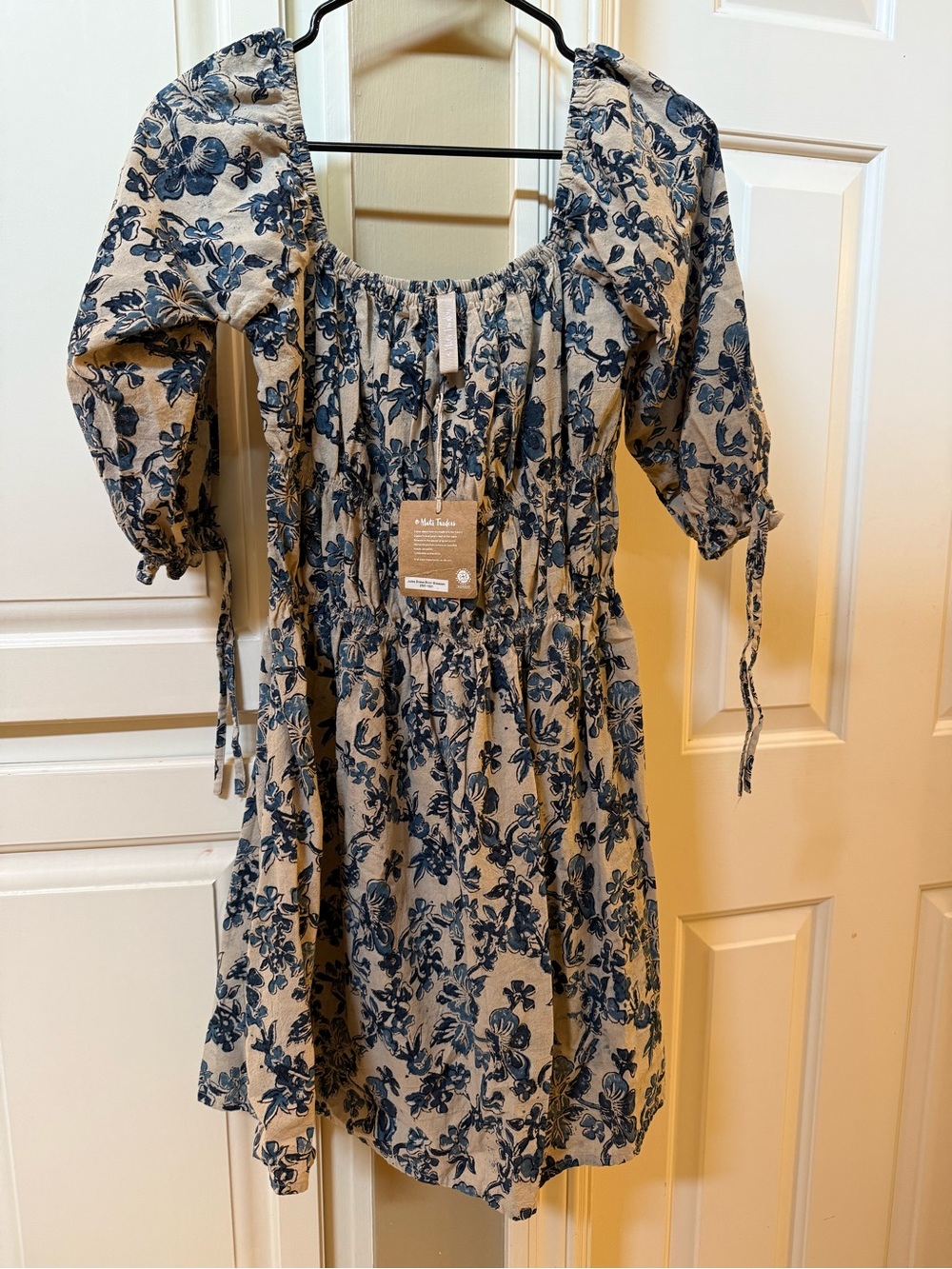 Mata Traders Jules Birch Blossom Floral Smocked Mini Dress in Cream and Navy NWT